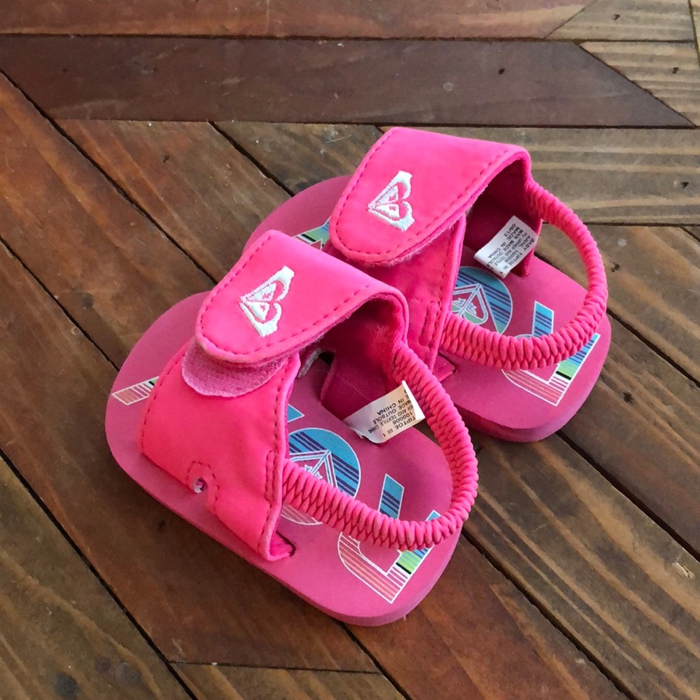 Roxy baby girls sandals (size 1)